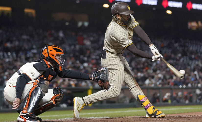 Tatis, Padres end 5-game skid, cut Giants’ 9-game win streak