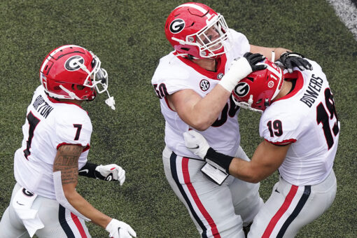 Georgia drops 35 points on Vanderbilt in first quarter of SEC matchup