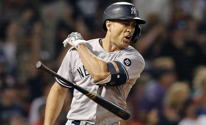 Giancarlo Stanton hits go-ahead grand slam in the eighth, Yankees win 5-3 against Red Sox
