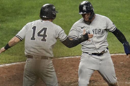 Gardner’s 2-run single in 9th lifts Yankees over Orioles 4-3