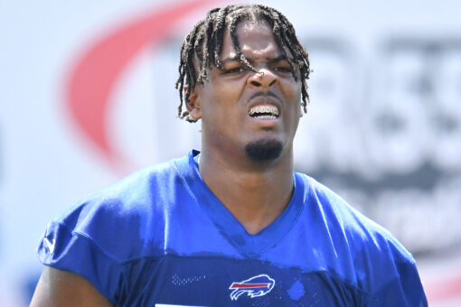 Bills rookie Gregory Rousseau surprises mom with brand new car