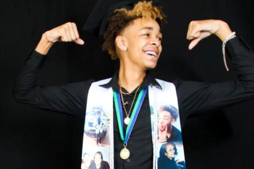 Teen honors late mom with graduation photo shoot instead of walking on stage