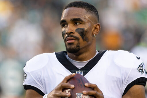 Eagles 2021 season simulation predicts which QB will fare better – Jalen Hurts or Gardner Minshew?