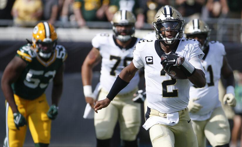 Jameis Winston delivers 5 TDs for Saints in rout of Packers