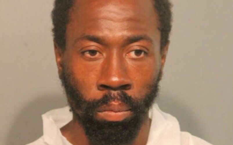 Chicago man charged in alleged stabbing of Chase bank employee