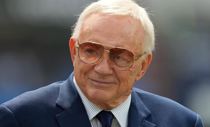 Cowboys’ Jerry Jones makes strange remark while praising Micah Parsons