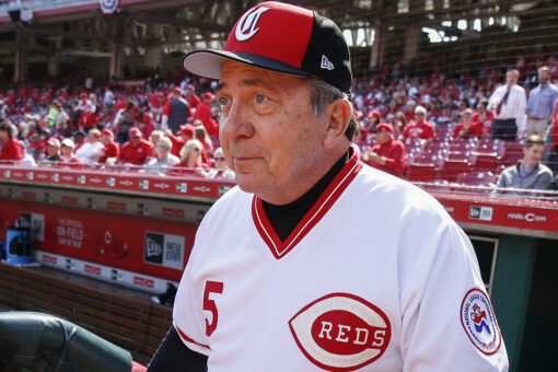 Johnny Bench tests positive for virus, to miss Hall ceremony