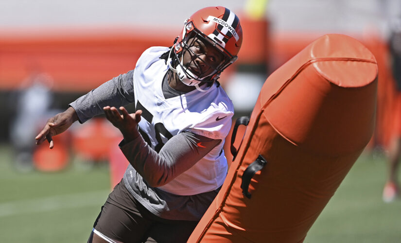McDowell overcomes trouble, jail stay; wins spot with Browns