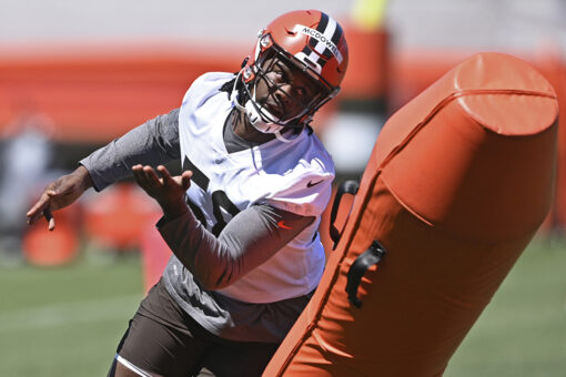 McDowell overcomes trouble, jail stay; wins spot with Browns