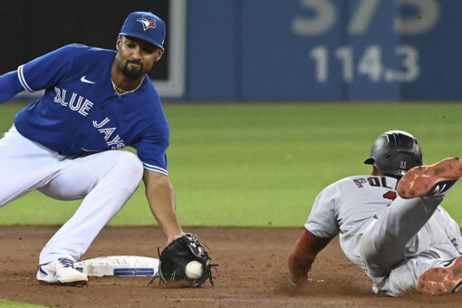Semien’s 40th homer lifts Blue Jays back into playoff spot