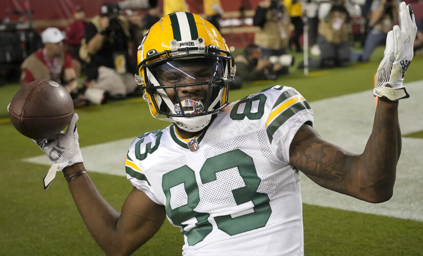 Packers’ Marquez Valdes-Scantling wonders why 49ers left Aaron Rodgers with time on clock