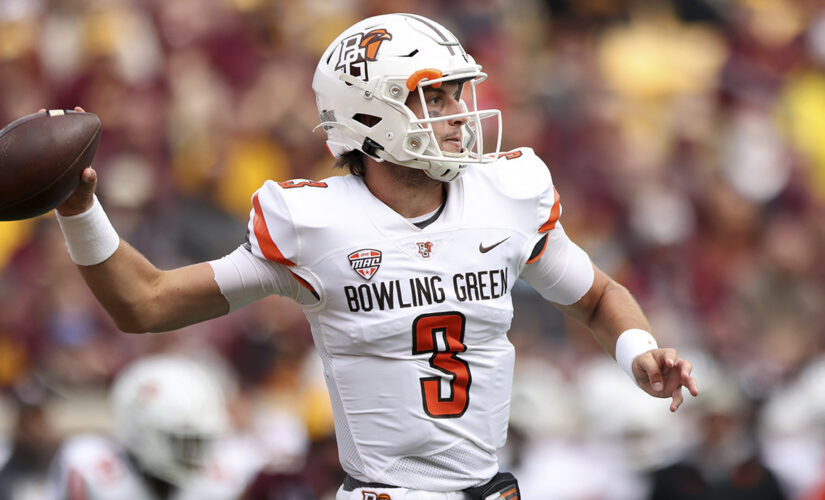 Bowling Green picks up 1st win over FBS opponent since 2019 in Minnesota upset