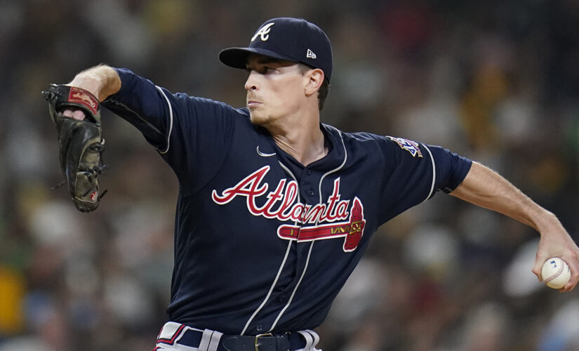 Fried brilliant in 3-hitter, Braves silence Padres 4-0