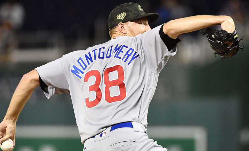 World Series champ Mike Montgomery throws rosin bag at KBO umpire in meltdown