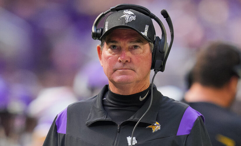 Mike Zimmer’s Vikings future may hinge on playoffs: report