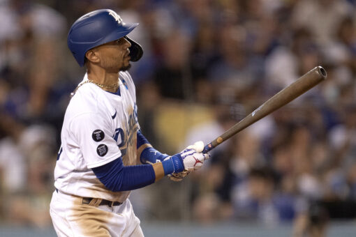 Betts homers on 4-RBI night, Dodgers beat Padres 5-4