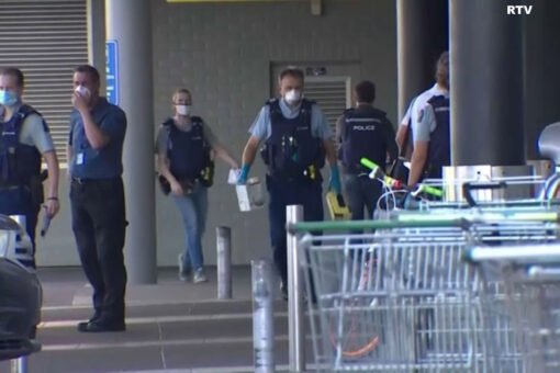 New Zealand authorities say Islamic terrorist stabbed 6 at supermarket; suspect dead