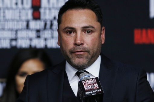 Oscar De La Hoya hospitalized after contracting coronavirus