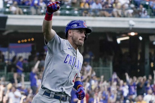 Wisdom sets Cubs rookie record with 27th HR, beat Brewers