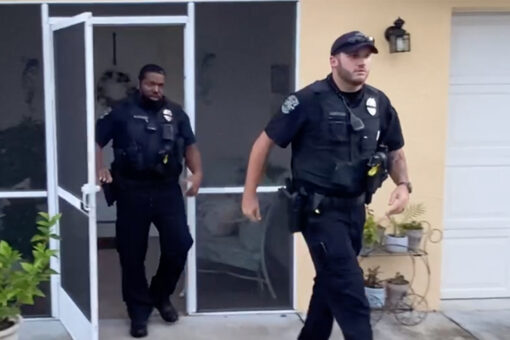 Missing Gabby Petito: Florida police enter home of fiance Brian Laundrie