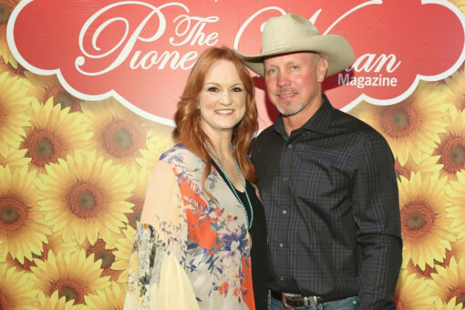 ‘Pioneer Woman’ Ree Drummond shares wedding pics to celebrate 25th anniversary: ‘It’s been a wild adventure’