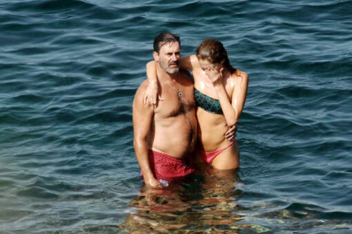 Jon Hamm and girlfriend Anna Osceola get handsy during vacation