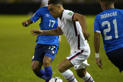 US draws 0-0 at El Salvador in World Cup qualifying opener