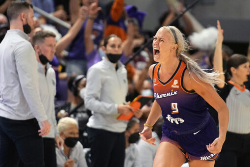 Cunningham, Turner lead Mercury to 83-82 win over Liberty