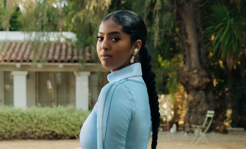 Kobe and Vanessa Bryant’s oldest daughter, Natalia, covers Teen Vogue after signing with IMG