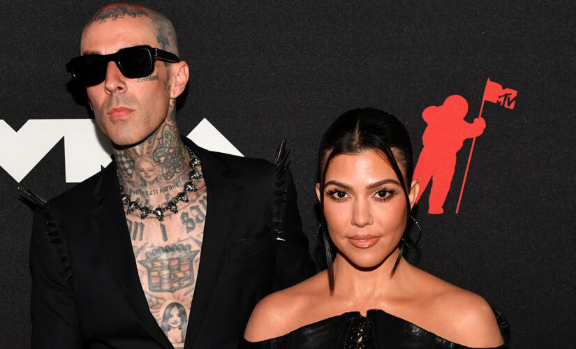 Kourtney Kardashian, Travis Barker make red carpet debut at 2021 MTV VMAs