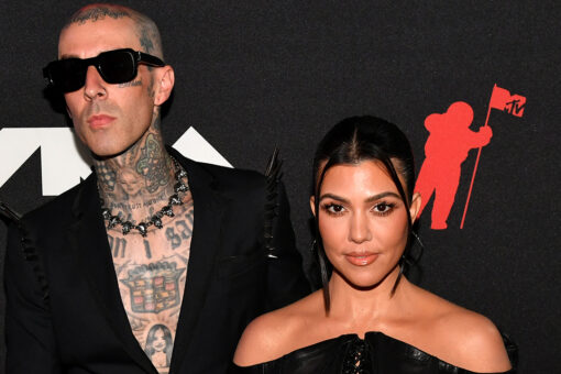 Kourtney Kardashian, Travis Barker make red carpet debut at 2021 MTV VMAs