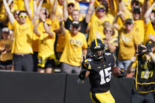 Goodson runs for 153 yards, 3 TDs in No. 5 Iowa’s victory
