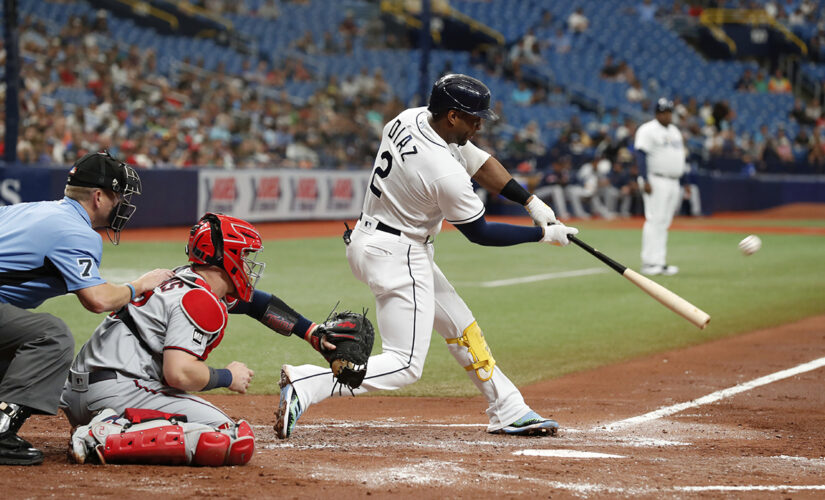 Díaz, Rays tie team record with 6 HRs, romp past Twins 11-4