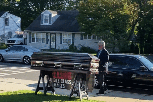 Labor union’s disturbing sign outside elementary school prompts drastic action from superintendent