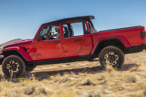 The Jeep Gladiator pickup’s doors are getting chopped in half … and that’s a good thing