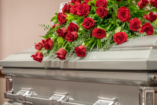 North Carolina sisters say stranger’s body was in mom’s casket after funeral home: report