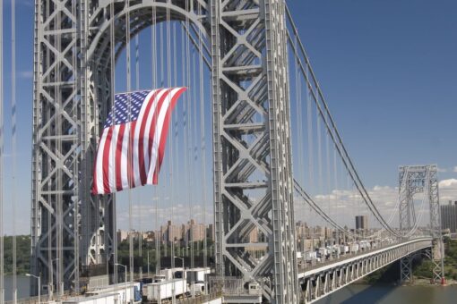 F-16 escorts civilian aircraft out of NYC restricted airspace during UN General Assembly