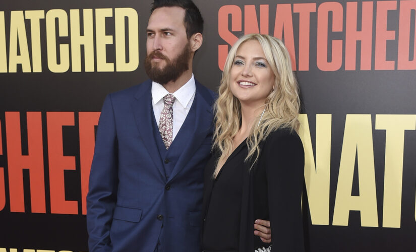 Kate Hudson announces engagement to Danny Fujikawa