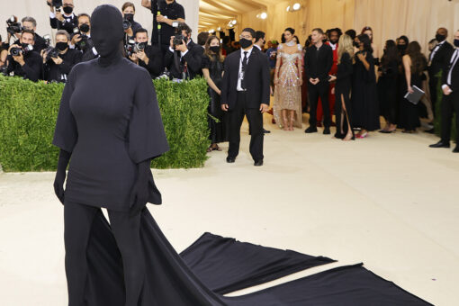 Kim Kardashian walks 2021 Met Gala in head-to-toe black Balenciaga ensemble