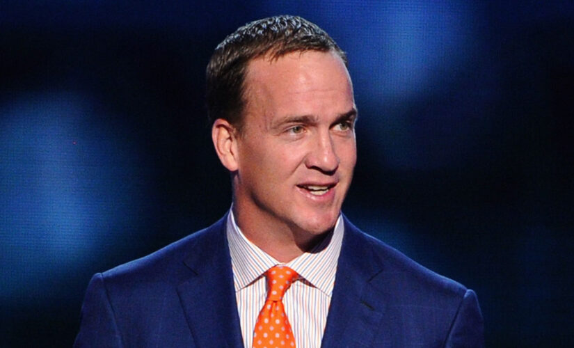 Peyton Manning tried writing an apology letter to a referee after cursing him out during a game