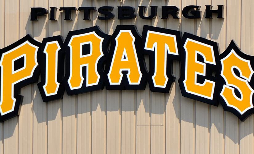 Pirates in MLB’s 1st minority lineup honored 50 years later