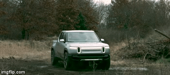 How far can the electric Rivian R1T pickup and R1S SUV go?