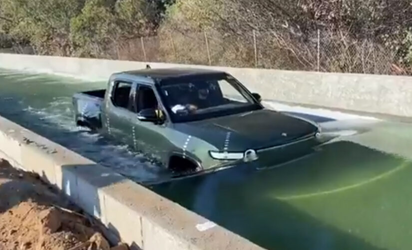 See it: The Electric Rivan R1T pickup is semisubmersible