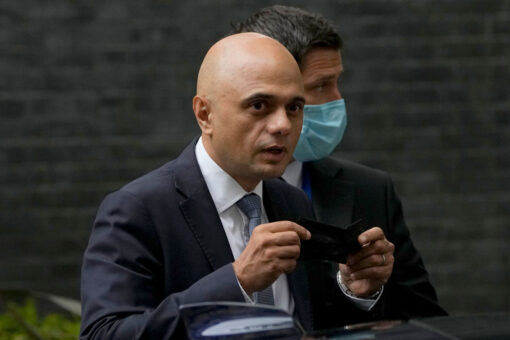 England cancels plans for COVID-19 vaccine passports: health official