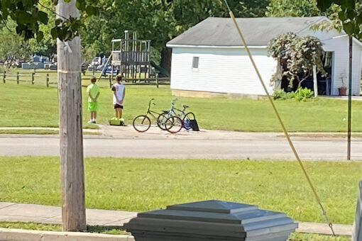 Indiana boys hop off their bikes to pay respects after running into military veteran’s funeral