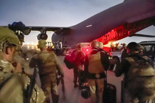 US military escape from Afghanistan: Air Force crews describe ‘apocalyptic’ final scenes