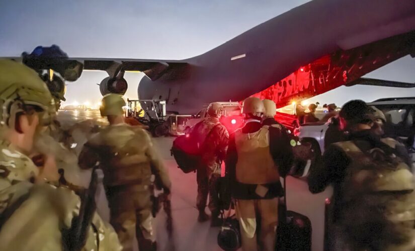 US military escape from Afghanistan: Air Force crews describe ‘apocalyptic’ final scenes