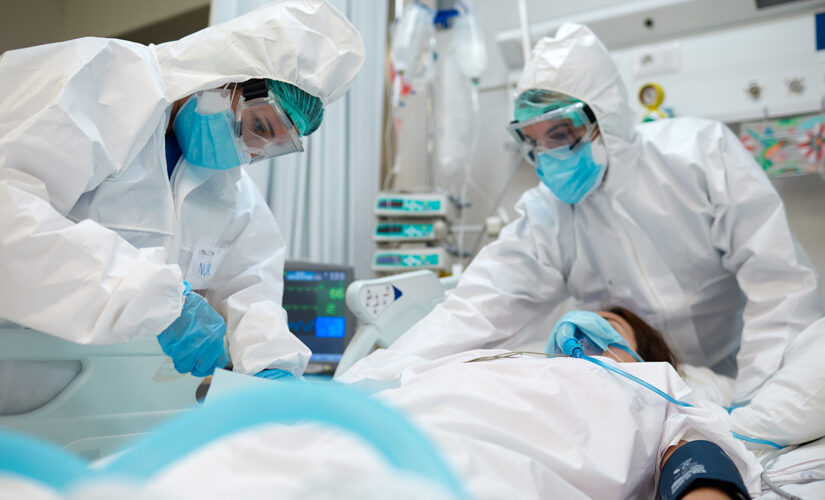 COVID-19: 99% of hospital admissions were among those not fully vaccinated