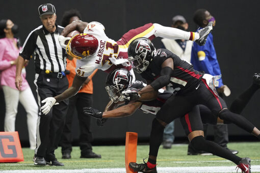 Washington’s J.D. McKissic Superman dives into the end zone for game-winning score vs. Falcons