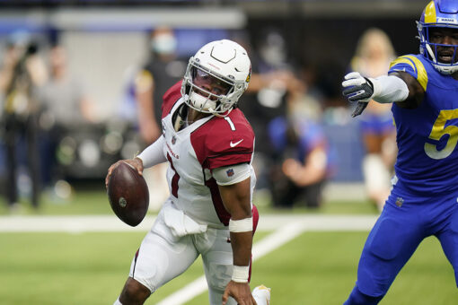 Murray keeps Cardinals unbeaten with 37-20 rout of Rams